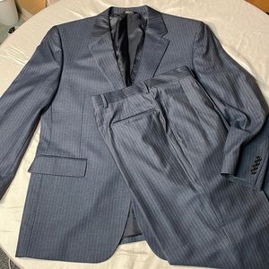 Classy Mens Jos A. Bank Two-Piece Wall Street Blue w/ Silver Pinstripe Suit!